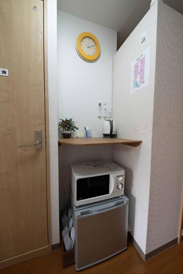 Capsule hotel Taro's Minami